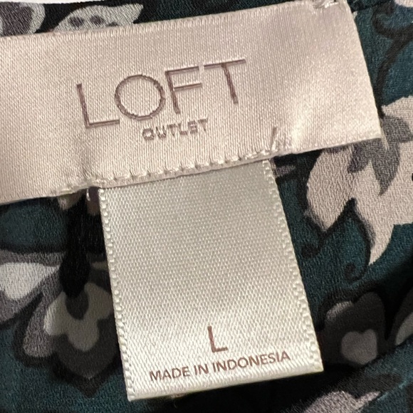 Size L Loft high low tunic beautiful top sheer material perfect year round - Picture 6 of 10